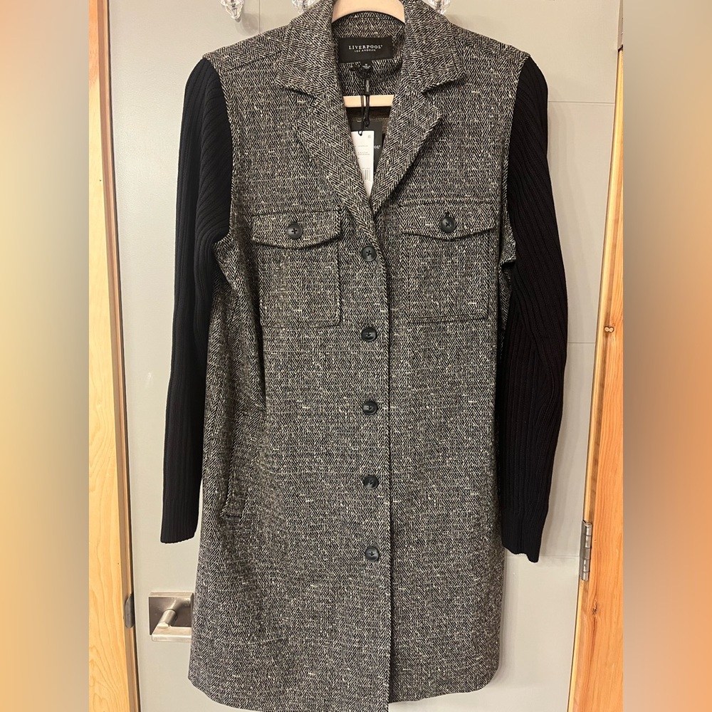 Liverpool Los Angeles Sweater Sleeve Coatigan
Medium